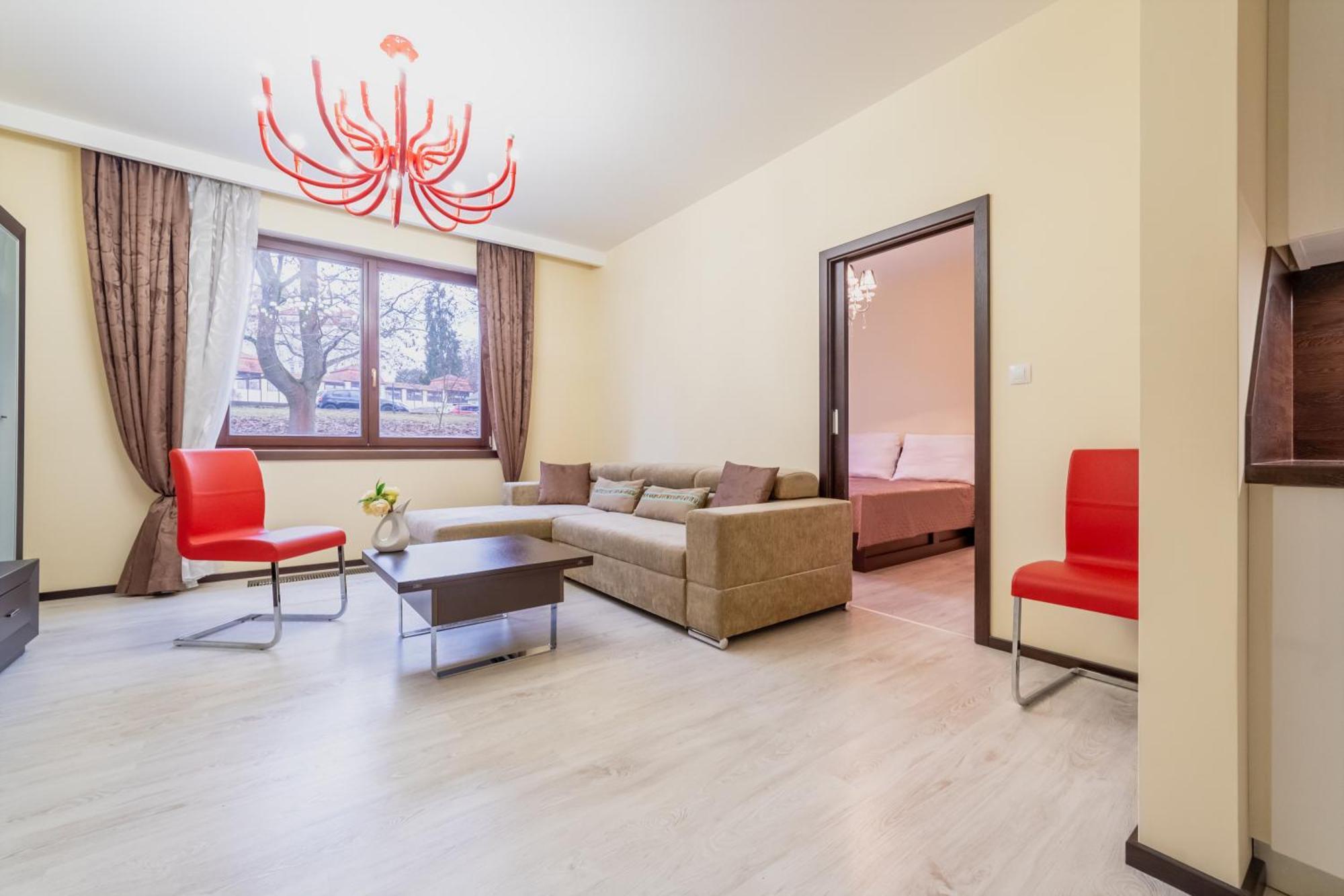 Imperial Apartment In Bohemia Residence By Rentez 卡罗维发利 外观 照片