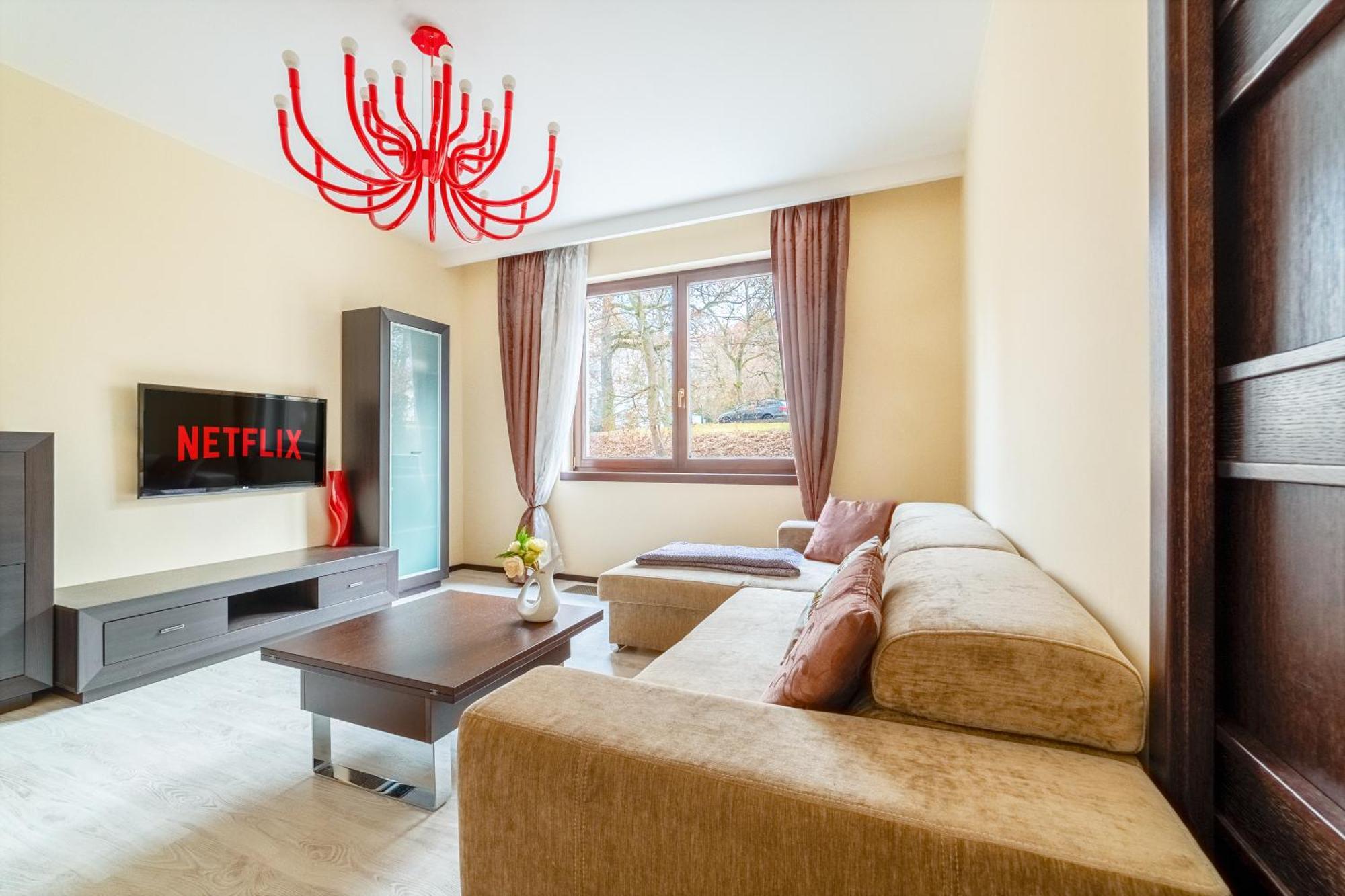 Imperial Apartment In Bohemia Residence By Rentez 卡罗维发利 外观 照片