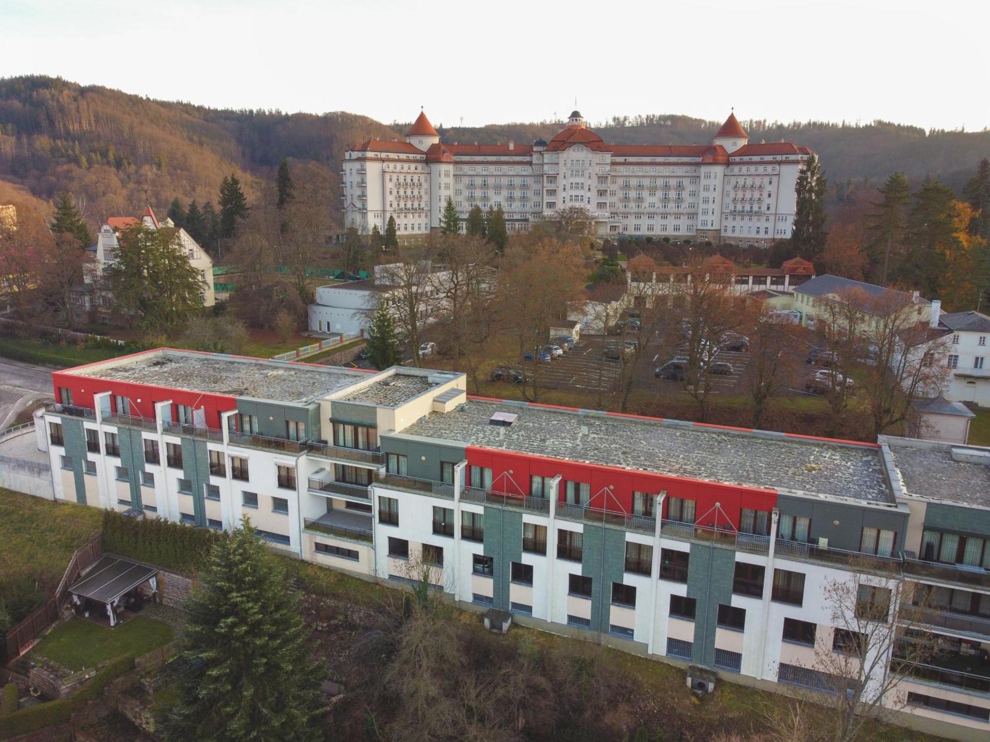 Imperial Apartment In Bohemia Residence By Rentez 卡罗维发利 外观 照片